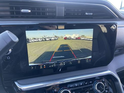 New 2026 GMC Sierra 2500 Denali w/ Denali Reserve Package AWD/4WD image 15