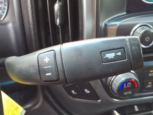 Used 2018 Chevrolet Silverado 1500 LT w/ All Star Edition AWD/4WD image 23