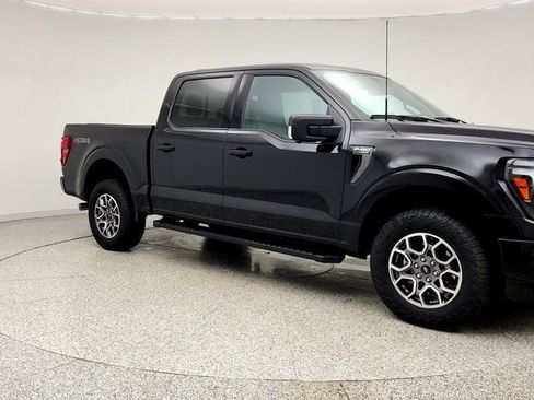 Used 2025 Ford F150 Lariat w/ Equipment Group 501A Mid AWD/4WD image 3