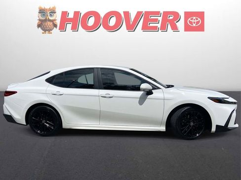 Used 2025 Toyota Camry SE w/ Multimedia Upgrade Package FWD image 2