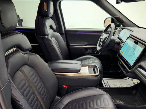 Used 2022 Rivian R1S Launch Edition Quad AWD/4WD image 25