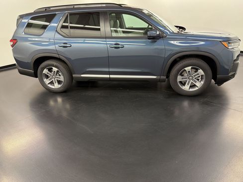 New 2026 Honda Pilot EX-L image 8