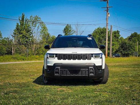 New 2026 Jeep Cherokee Overland w/ Advanced Pro Tech Group AWD/4WD image 8