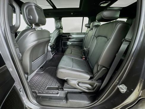 New 2026 Jeep Grand Wagoneer 4WD image 29