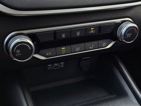 Used 2025 Nissan Altima 2.5 S image 21