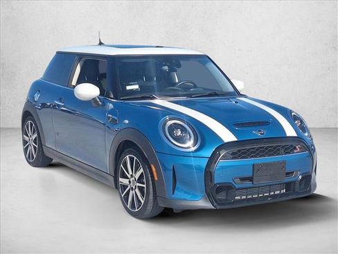 Used 2024 MINI Cooper S FWD image 3
