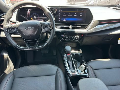 Used 2026 Chevrolet Trax RS w/ Driver Confidence Package FWD image 4