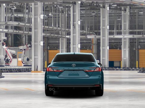 New 2026 Toyota Camry SE FWD image 8