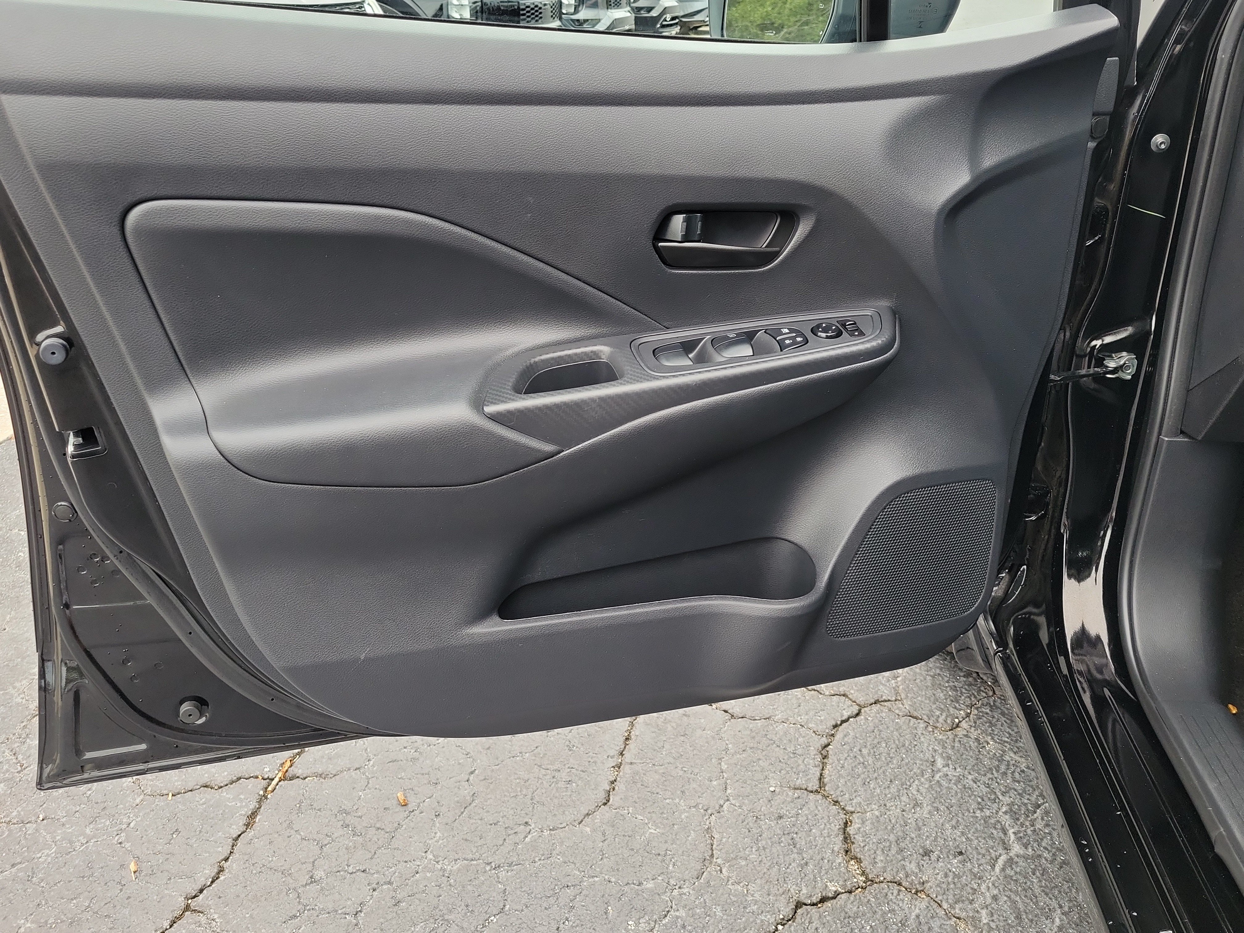 Certified 2025 Nissan Versa S w/ S Plus Package FWD image 16