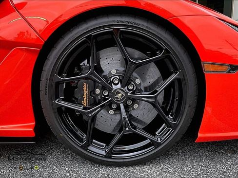 Used 2026 Lamborghini Revuelto AWD/4WD image 27