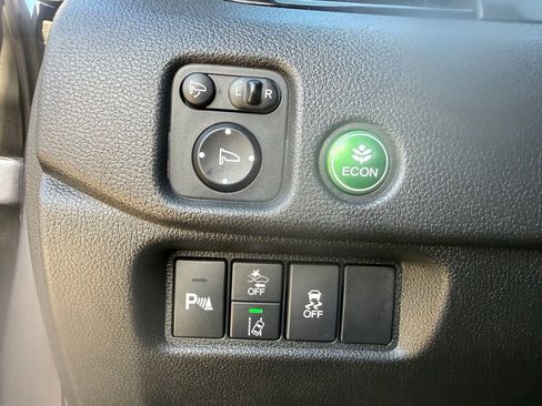 Used 2022 Honda Pilot Elite image 12
