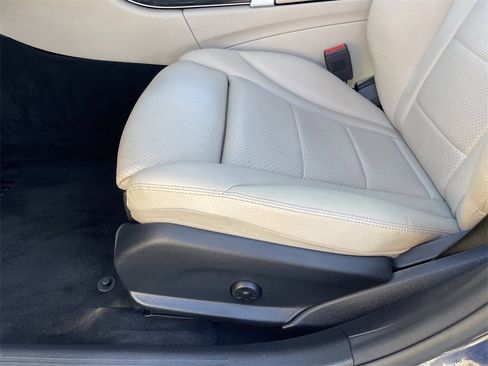 Used 2019 Mercedes-Benz C 300 C 300 image 19