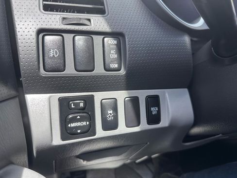 Used 2014 Toyota Tacoma 4x4 Double Cab w/ TRD Sport Package image 25