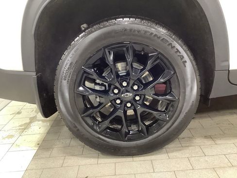 Used 2024 Chevrolet Traverse LT w/ Midnight/Sport Edition image 28