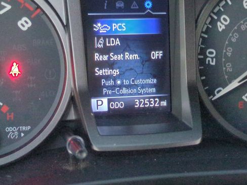 Used 2023 Toyota Tacoma TRD Off-Road AWD/4WD image 12