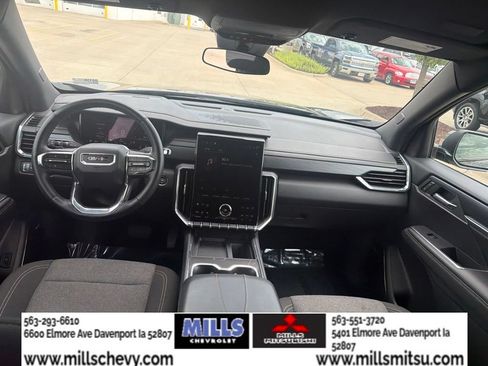 Used 2025 GMC Acadia Elevation AWD/4WD image 24
