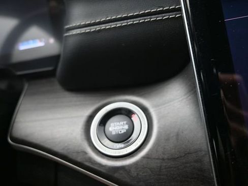 Used 2021 Jeep Grand Cherokee L Limited AWD/4WD image 18