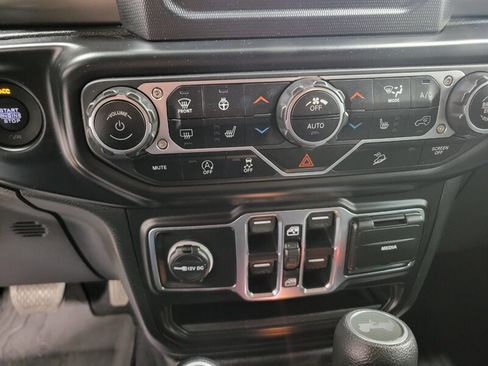 Used 2020 Jeep Wrangler Unlimited Sport AWD/4WD image 50