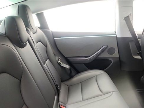 Used 2025 Tesla Model 3 Long Range image 23