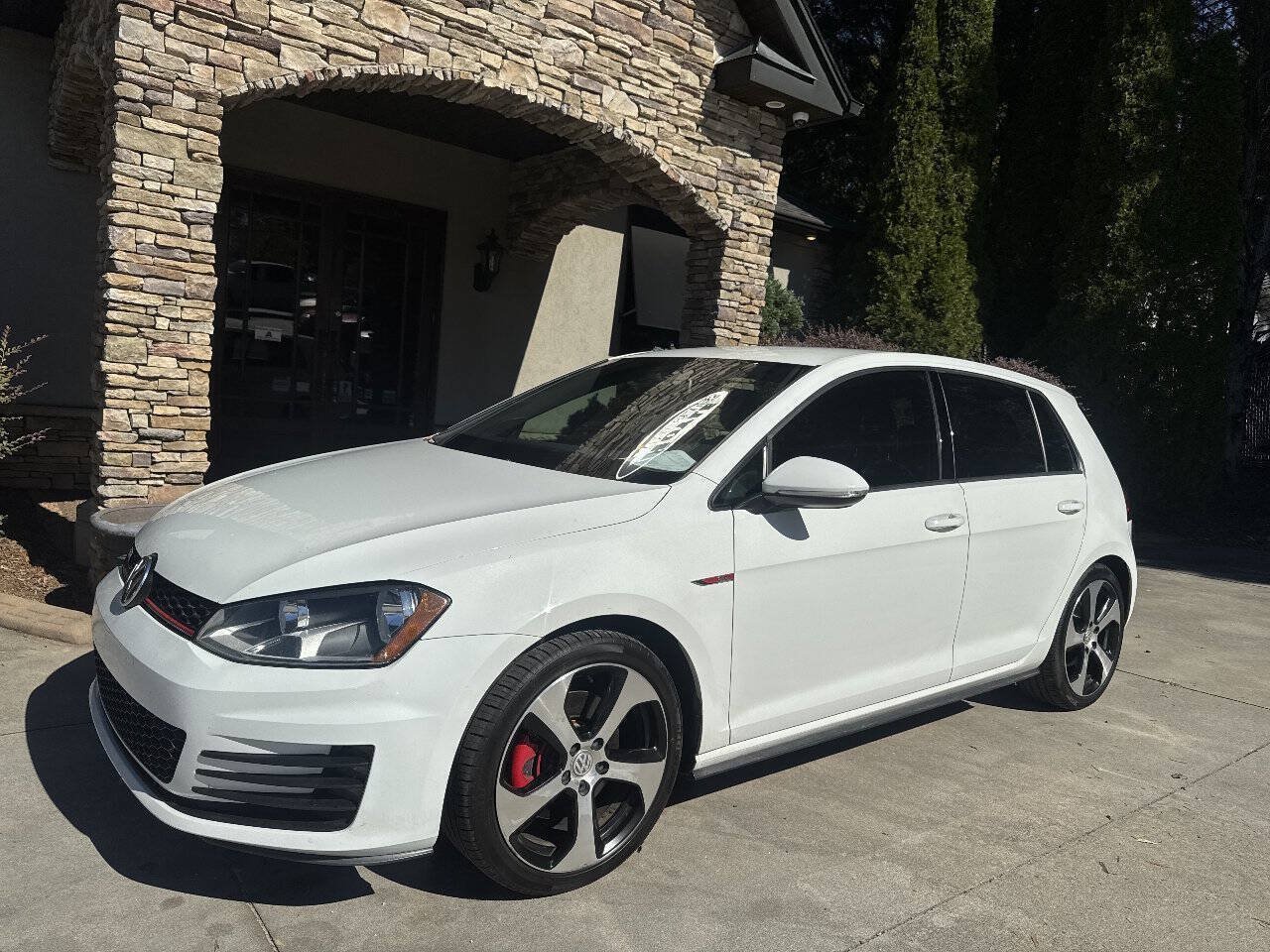 Used 2017 Volkswagen GTI S FWD image 2