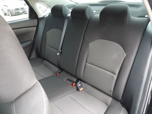 Used 2024 Kia Forte LXS w/ LXS Technology Package FWD image 22