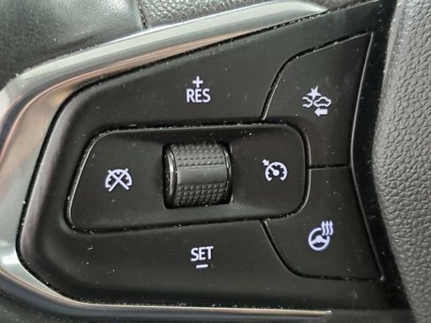 Used 2024 Chevrolet Trax LT w/ Driver Confidence Package image 29