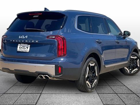 Used 2025 Kia Telluride S FWD image 12