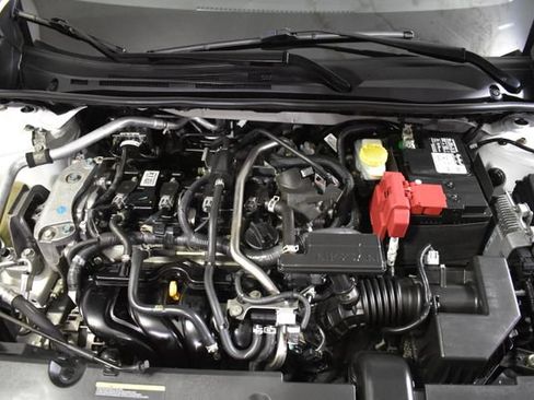 Certified 2022 Nissan Sentra SV w/ Trunk Package FWD image 34