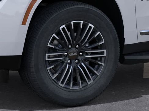 New 2026 GMC Yukon Elevation RWD image 9