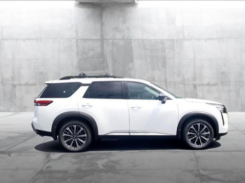New 2026 Nissan Pathfinder Platinum AWD/4WD image 5