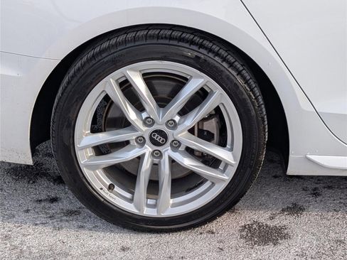 Used 2024 Audi A4 2.0T Premium Plus image 10