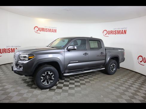 Used 2021 Toyota Tacoma TRD Off-Road w/ Technology Package AWD/4WD image 5