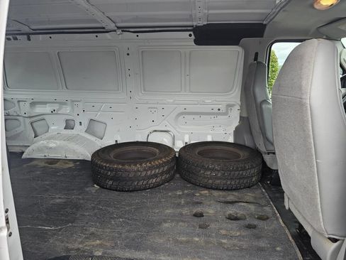 Used 2008 Ford E-150 and Econoline 150 RWD image 14