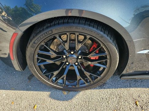 Used 2019 Chevrolet Corvette Z06 image 11