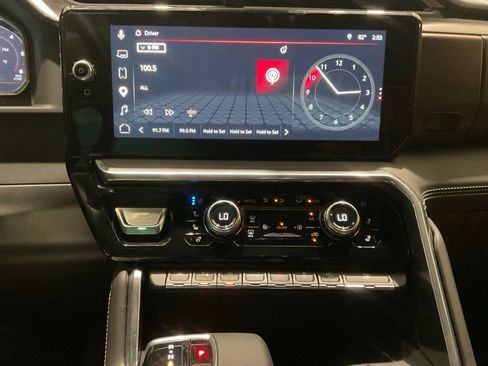 Used 2023 GMC Sierra 1500 Denali Ultimate AWD/4WD image 25