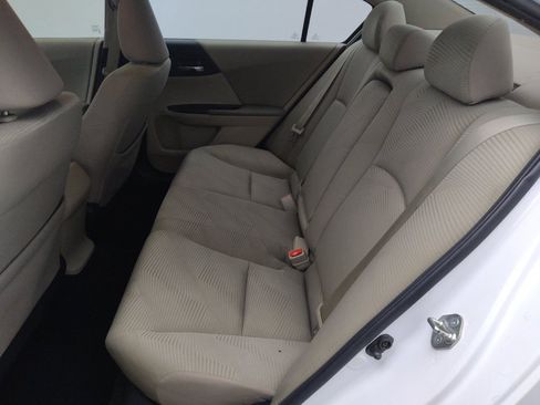 Used 2017 Honda Accord LX image 18