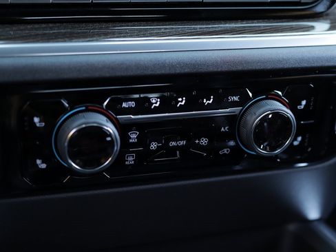 Used 2026 Chevrolet Silverado 2500 LT w/ Trail Boss Package image 18