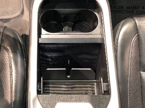 Used 2024 Lucid Air Pure image 37