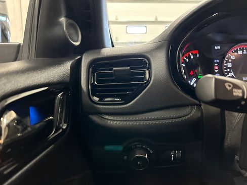 Used 2021 Dodge Durango GT image 19