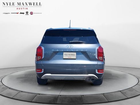Used 2022 Hyundai Palisade SEL FWD image 15