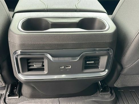 New 2026 GMC Sierra 1500 Elevation image 16