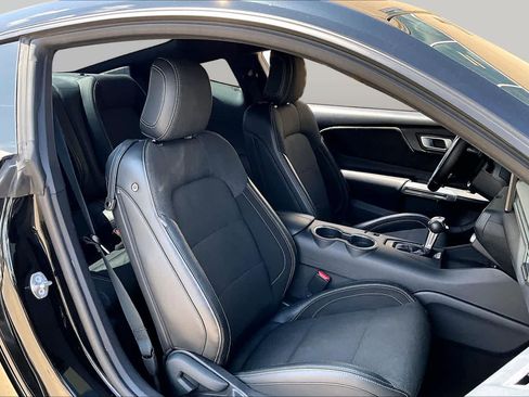 Used 2024 Ford Mustang Coupe RWD image 9