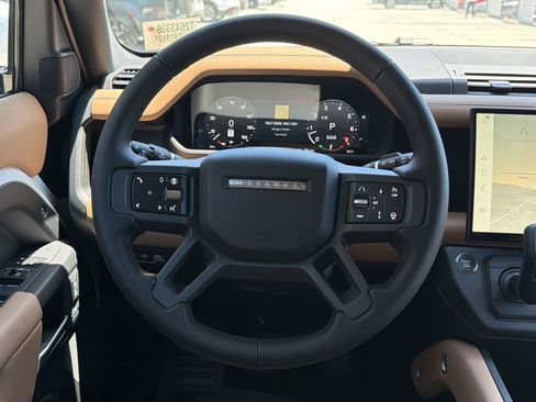 New 2026 Land Rover Defender 110 X-Dynamic SE AWD/4WD image 11