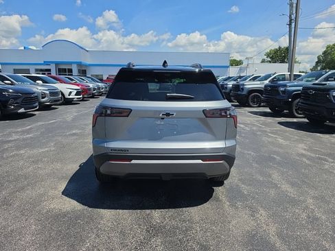 New 2026 Chevrolet Equinox LT w/ Convenience Package II FWD image 6