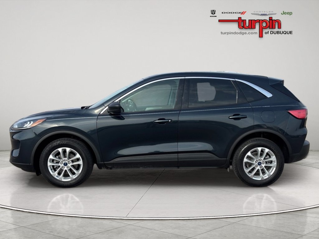 Used 2022 Ford Escape SE w/ Convenience Package AWD/4WD image 2