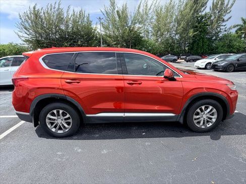 Used 2020 Hyundai Santa Fe SEL FWD image 8