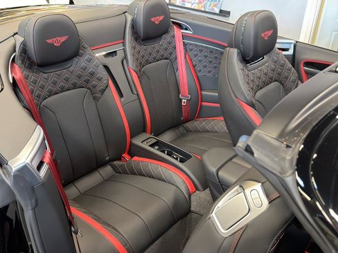 Used 2022 Bentley Continental GT Speed image 22