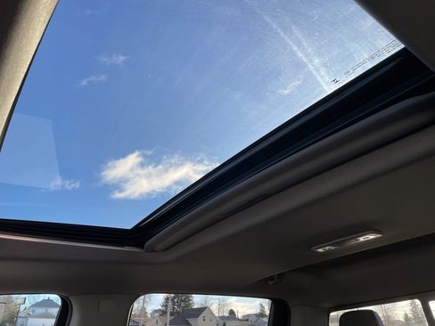 Used 2024 Chevrolet Silverado 3500 LTZ w/ LTZ Plus Package image 6