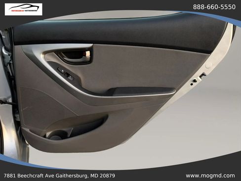 Used 2012 Hyundai Elantra Limited w/ Technology Pkg 5 FWD image 26