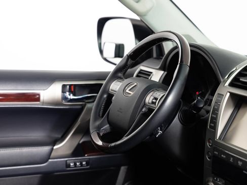 Used 2018 Lexus GX 460 Premium AWD/4WD image 28